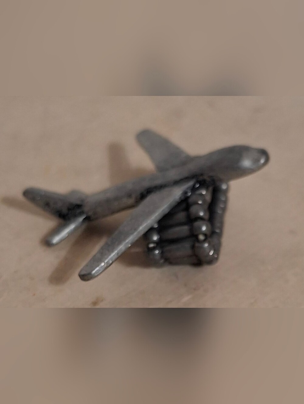 Vintage Y2K pewter commercial jet airplane stretch ring